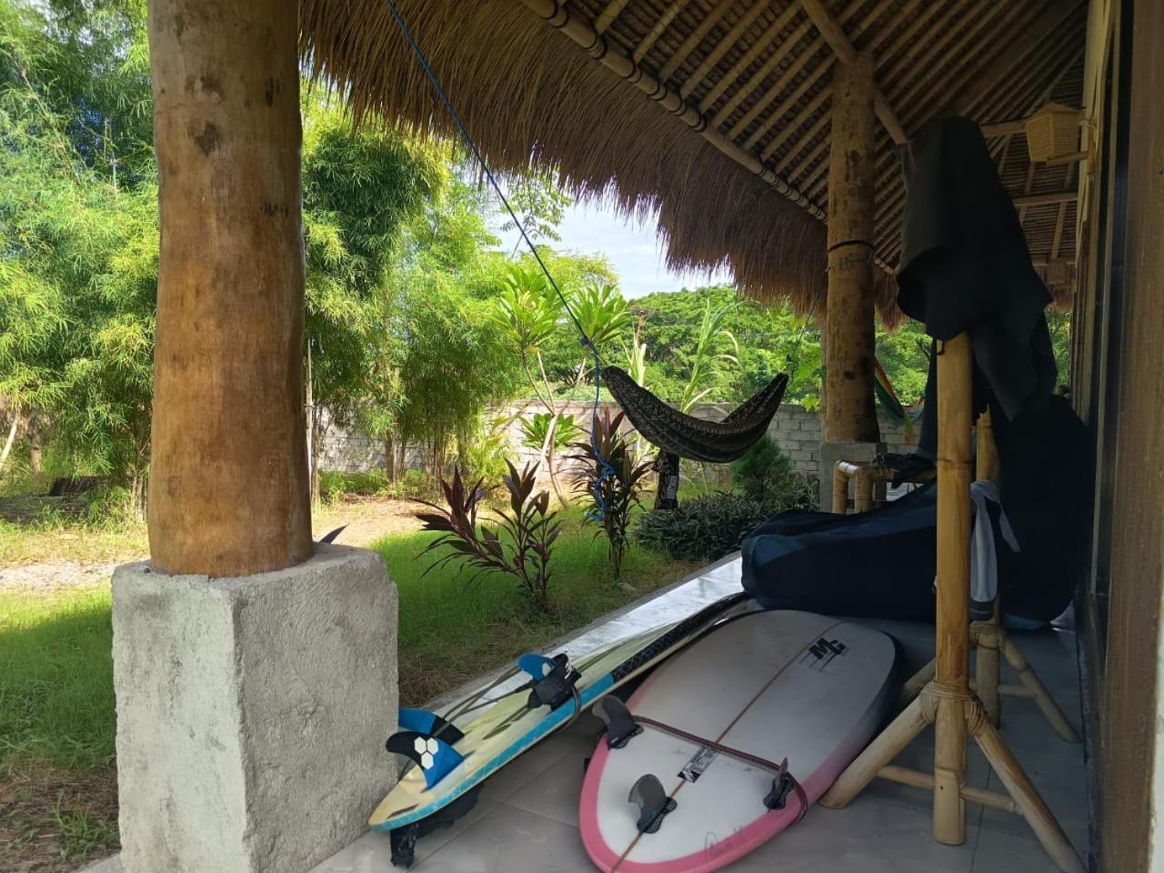 Hotel Melody Surf - Ekas Lombok Extérieur photo