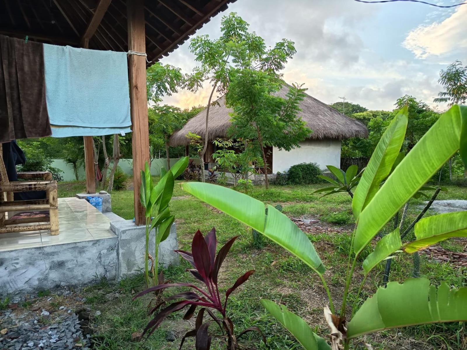 Hotel Melody Surf - Ekas Lombok Extérieur photo
